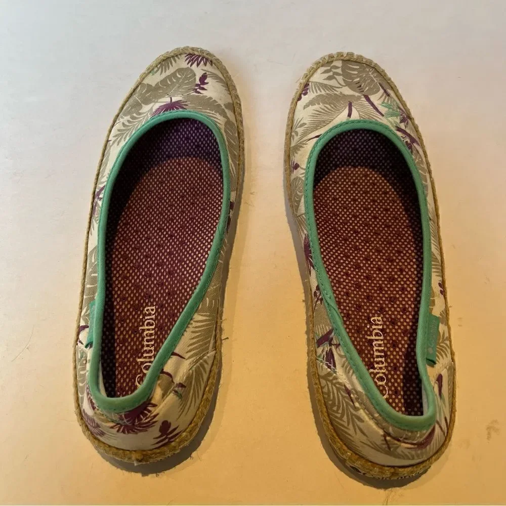 Columbia Women's Canvas Flat Shoes Purple/Tan/Cream Size 9 Vented